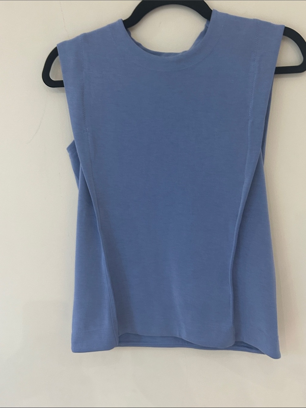 Athleta lavender top